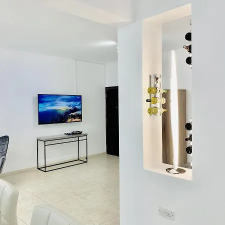 Tbd Luxury Lárnaca