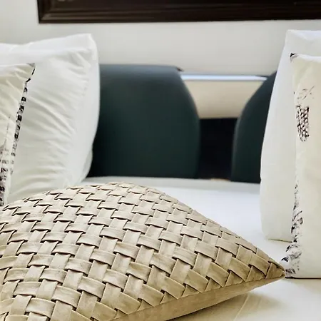 Tbd Luxury Apartament Larnaca